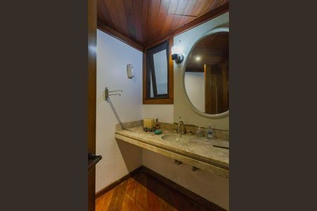 Apartamento à venda com 3 quartos, 204m² em Bela Vista, Porto Alegre