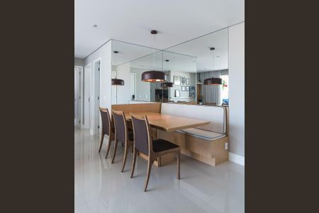 Apartamento à venda com 2 quartos, 76m² em Vila Anastácio, São Paulo