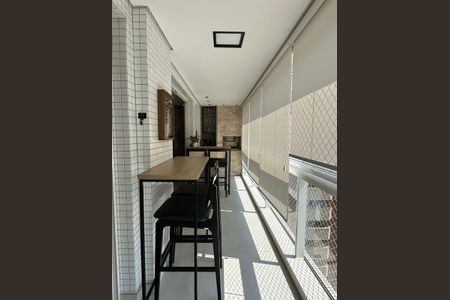 Apartamento à venda com 170m², 3 quartos e 3 vagasVaranda