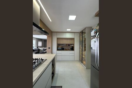 Apartamento à venda com 170m², 3 quartos e 3 vagasCozinha