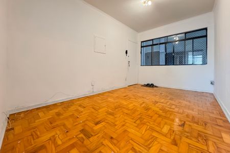 Apartamento para alugar com 77m², 3 quartos e sem vaga Apartamento para alugar com 77m², 3 quartos e sem vagaSala