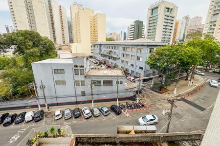 Apartamento para alugar com 77m², 3 quartos e sem vaga Apartamento para alugar com 77m², 3 quartos e sem vagaVista dos Quartos