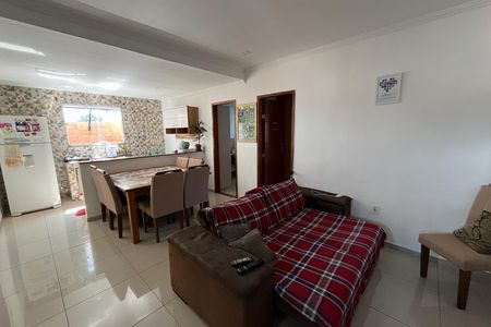 Sala de casa para alugar com 2 quartos, 90m² em Galeão, Rio de Janeiro