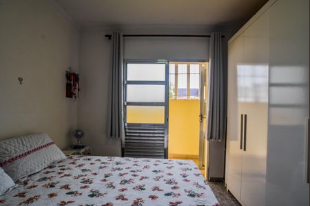 Casa à venda com 150m², 3 quartos e 2 vagas Suíte