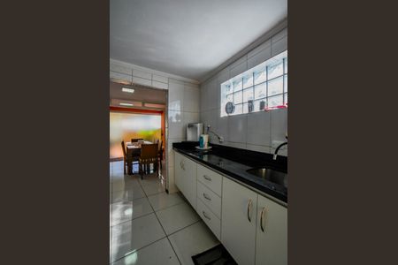 Casa à venda com 150m², 3 quartos e 2 vagasCozinha