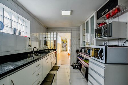Casa à venda com 150m², 3 quartos e 2 vagasCozinha