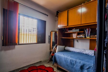 Quarto 2 de casa à venda com 3 quartos, 150m² em Vila Bela Vista, Santo André
