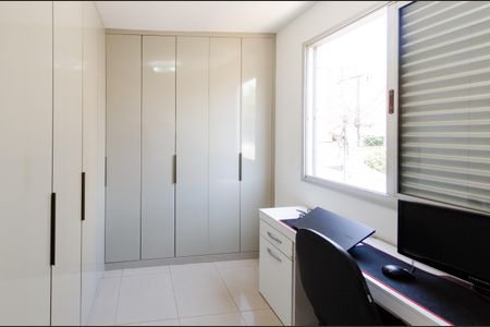 Apartamento à venda com 154m², 3 quartos e 2 vagasQuarto 2