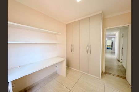 Apartamento à venda com 165m², 3 quartos e 3 vagasSuíte 2