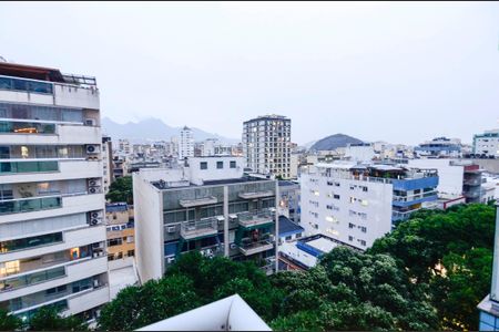 Sala de apartamento à venda com 2 quartos, 135m² em Tijuca, Rio de Janeiro