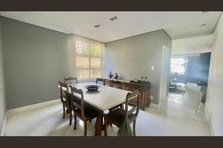 Apartamento à venda com 175m², 4 quartos e 2 vagas