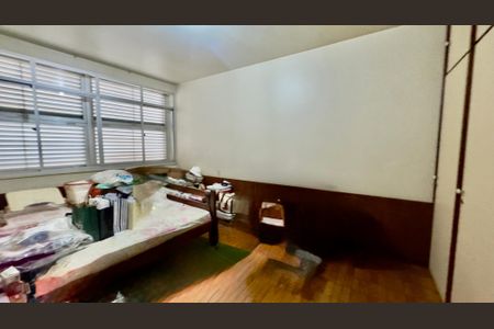 Apartamento para alugar com 220m², 4 quartos e 2 vagas