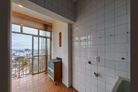 Apartamento à venda com 92m², 2 quartos e 1 vagaÁrea de Serviço