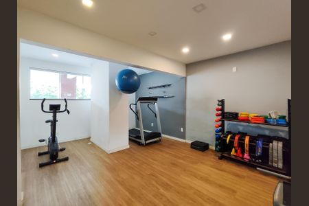 Apartamento à venda com 92m², 2 quartos e 1 vagaÁrea comum - Academia