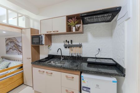 Studio para alugar com 27m², 1 quarto e sem vaga Studio para alugar com 27m², 1 quarto e sem vagaCozinha
