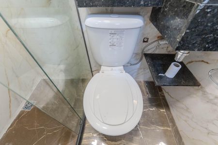 Studio para alugar com 27m², 1 quarto e sem vaga Studio para alugar com 27m², 1 quarto e sem vagaBanheiro