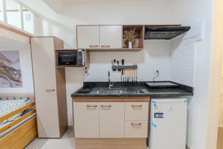 Studio para alugar com 27m², 1 quarto e sem vaga Studio para alugar com 27m², 1 quarto e sem vagaCozinha