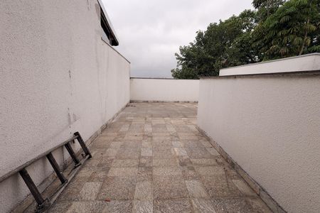 Apartamento à venda com 55m², 2 quartos e 1 vaga Apartamento à venda com 55m², 2 quartos e 1 vagaCobertura