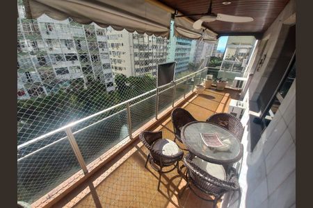 Apartamento à venda com 100m², 2 quartos e 1 vagaFoto 13