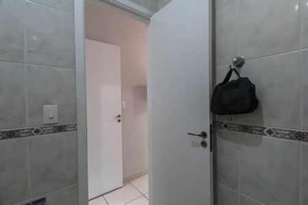 Casa de condomínio para alugar com 98m², 3 quartos e 2 vagas Casa de condomínio para alugar com 98m², 3 quartos e 2 vagasBanheiro da Suíte