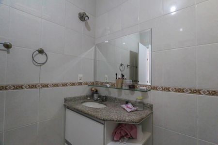 Casa de condomínio para alugar com 98m², 3 quartos e 2 vagas Casa de condomínio para alugar com 98m², 3 quartos e 2 vagasBanheiro