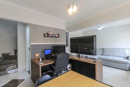 Casa de condomínio para alugar com 98m², 3 quartos e 2 vagas Casa de condomínio para alugar com 98m², 3 quartos e 2 vagasEscritório