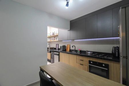 Casa de condomínio para alugar com 98m², 3 quartos e 2 vagas Casa de condomínio para alugar com 98m², 3 quartos e 2 vagasCozinha