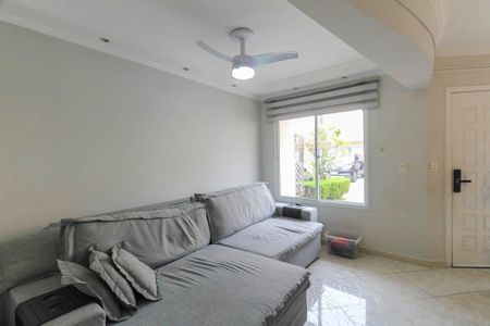 Casa de condomínio para alugar com 98m², 3 quartos e 2 vagas Casa de condomínio para alugar com 98m², 3 quartos e 2 vagasSala