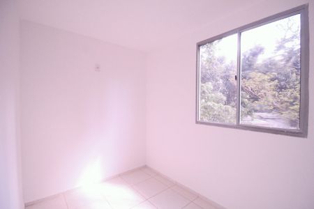 Quarto 2 de apartamento à venda com 2 quartos, 45m² em Camorim, Rio de Janeiro