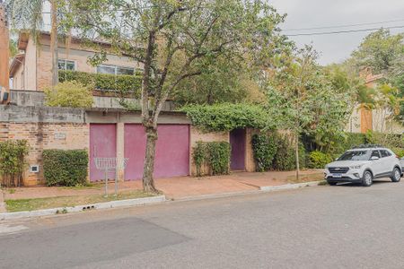 Casa à venda com 540m², 4 quartos e 4 vagasFachada