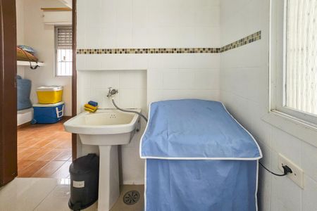 Apartamento para alugar com 250m², 4 quartos e 2 vagasÁrea de serviço