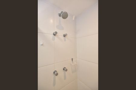 Apartamento à venda com 40m², 1 quarto e 1 vagaChuveiro do Banheiro