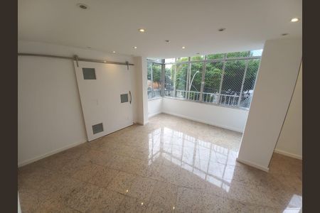 Apartamento à venda com 90m², 3 quartos e sem vagaFoto 03