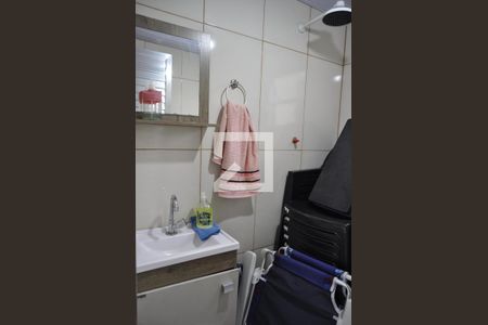 Casa à venda com 95m², 2 quartos e sem vagaBanheiro de Serviço