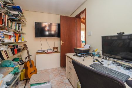 Casa de condomínio à venda com 194m², 3 quartos e 1 vaga Casa de condomínio à venda com 194m², 3 quartos e 1 vagaEscritório