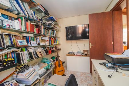 Casa de condomínio à venda com 194m², 3 quartos e 1 vaga Casa de condomínio à venda com 194m², 3 quartos e 1 vagaEscritório