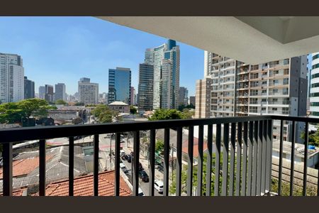 Varanda de kitnet/studio à venda com 1 quarto, 27m² em Pinheiros, São Paulo