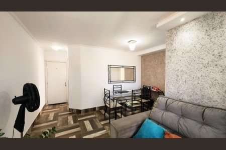 Apartamento à venda com 66m², 2 quartos e 1 vagaSala