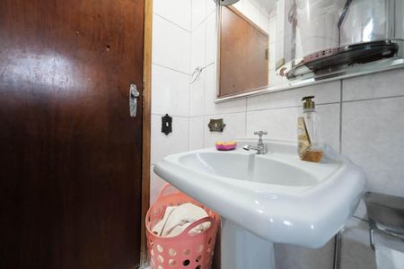 Casa à venda com 450m², 5 quartos e 6 vagasBanheiro Social