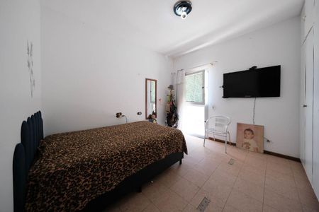 Casa à venda com 450m², 5 quartos e 6 vagasSuíte