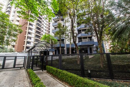 Apartamento à venda com 164m², 3 quartos e 2 vagasVista da Rua