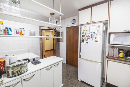 Apartamento à venda com 164m², 3 quartos e 2 vagasCozinha