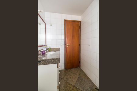 Apartamento à venda com 164m², 3 quartos e 2 vagasBanheiro Social