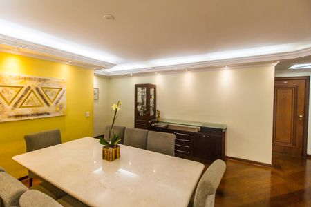 Apartamento à venda com 164m², 3 quartos e 2 vagasSala