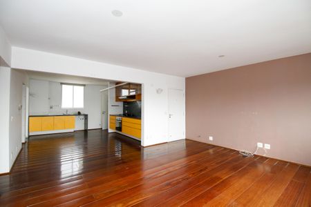 Sala de Estar de apartamento à venda com 3 quartos, 114m² em Pinheiros, São Paulo