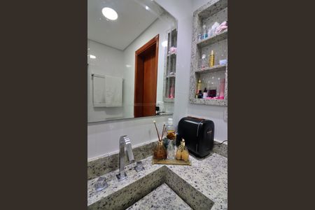 Apartamento à venda com 110m², 3 quartos e 2 vagasBanheiro Social 
