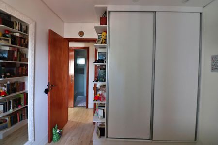 Apartamento à venda com 110m², 3 quartos e 2 vagasQuarto 1