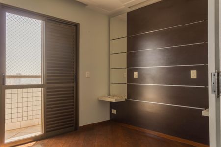 Apartamento para alugar com 365m², 4 quartos e 4 vagasSuíte 