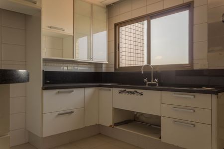 Apartamento para alugar com 365m², 4 quartos e 4 vagasCozinha