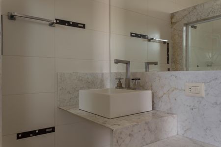 Apartamento para alugar com 365m², 4 quartos e 4 vagasBanheiro da Suíte 